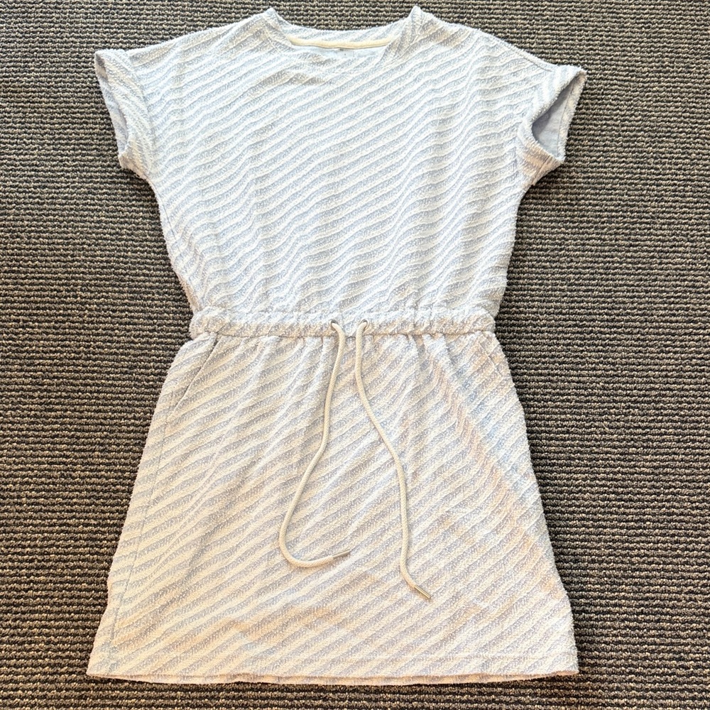 Lou & Grey Textured White and Blue Dress